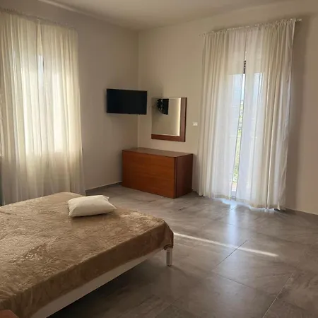 Lägenhet Casa Sofia - Tra Mare E Monti
